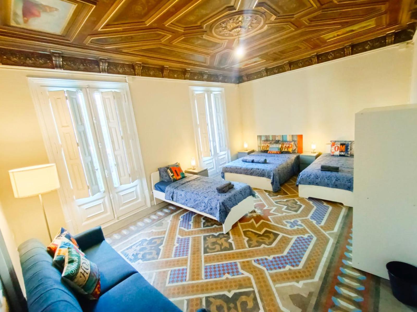 Private Rooms By Plaza Catalunya Барселона Екстер'єр фото