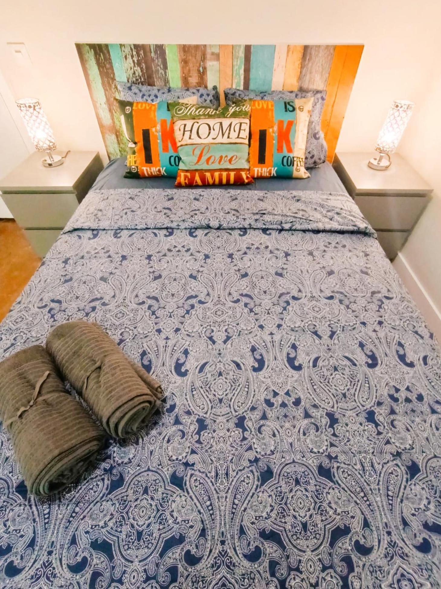 Private Rooms By Plaza Catalunya Барселона Екстер'єр фото