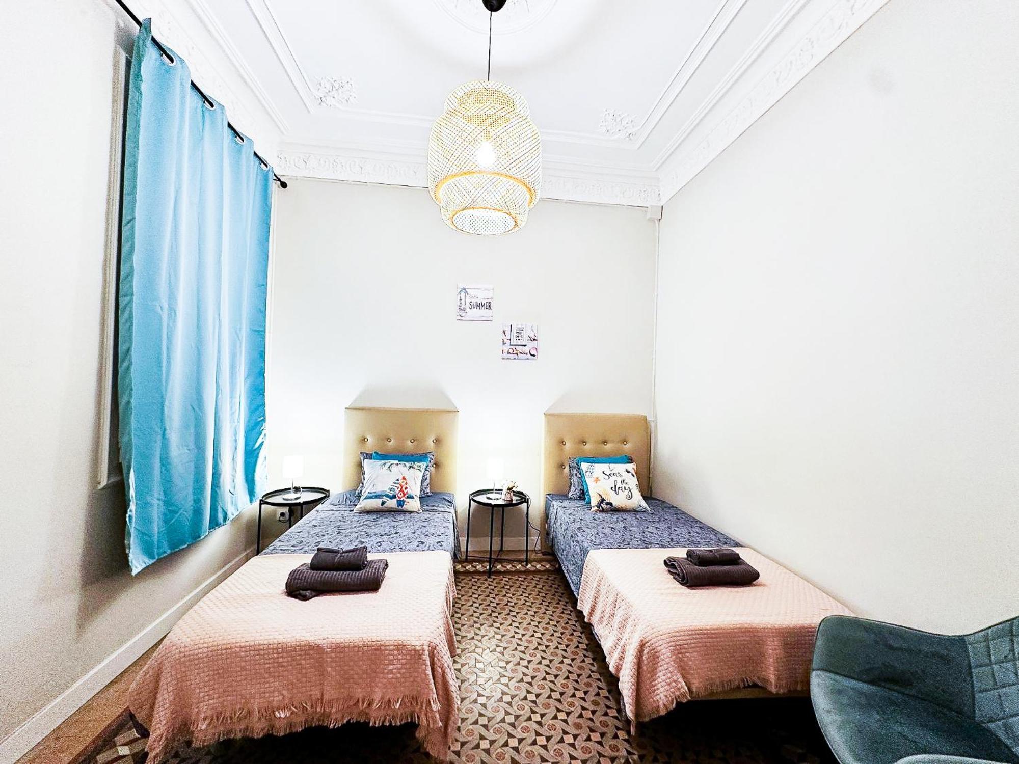 Private Rooms By Plaza Catalunya Барселона Екстер'єр фото