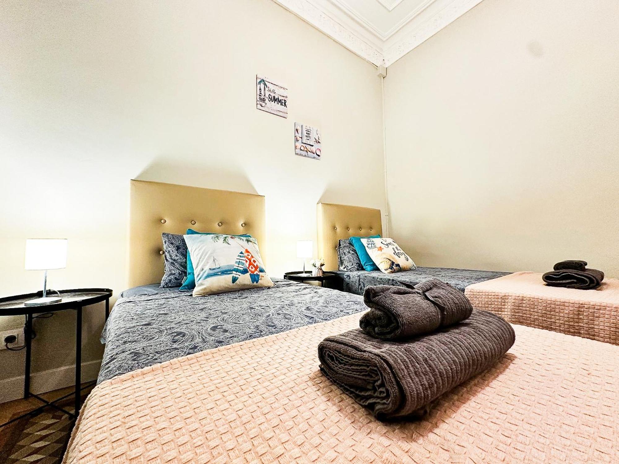 Private Rooms By Plaza Catalunya Барселона Екстер'єр фото